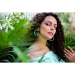 Bidita Bag Instagram - #Houseplant Update! swipe👉 My photo clicked by a fellow plant lover @palashvphoto, make-up by @artistrybyashish. I thought I will put my photo on cover, because my plant photos are not getting likes that they deserve. 😡😤 It's very difficult to grow plants from cuttings in a flat where there is no sunlight. But in 2years, I have managed to create a jungle. It's worth trying. They give so much happiness, positivity, vibrancy and yes.. oxygen too! 😁🥰💚 #plantmom #pothos #moneyplant #urbangardening