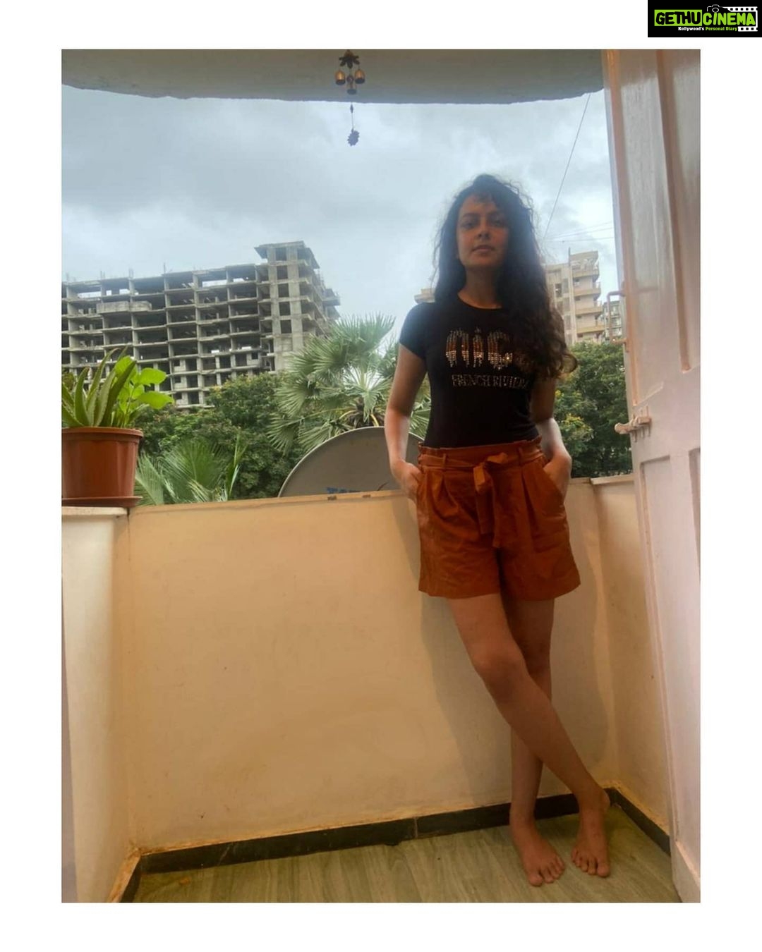 Bidita Bag Instagram - कार्यकर्ता 😎 Photo: @darshanabanik @___pujakulay___