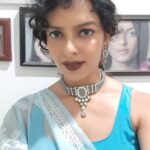 Bidita Bag Instagram – 😁💙
#sareelove #houseplants