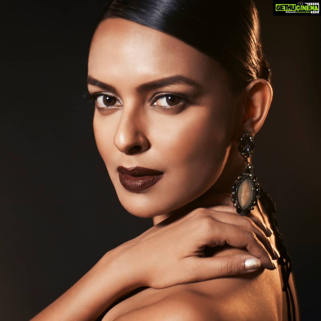 Bidita Bag Instagram - Brown Kudi 😎🖤 Photo: @amitdeyphotography