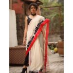Bidita Bag Instagram - 🌺They say you can take a person out of Calcutta but you can never take Calcutta out of a person. No matter which part of the world you are in, your heart aches can be cured by Jhorna Ghee, Aloo posto and bhat. Boroline would be your most essential 'make up' tool. And everytime you see Durga Pujo on screen, you'll have that lump in your thrown. Being away from Calcutta makes you love the city a little more, I guess. The Calcutta skyline #saree is a tribute to the most beautiful city in the world. Its iconic structures and its quintessential Red-White combo. A celebration of all that is #Calcutta. Photo: @somsarkaar Saree gifted by @parama_g