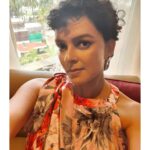Bidita Bag Instagram – No need to smile when you are beautifully dressed! 😏
#snob #worldsmileday