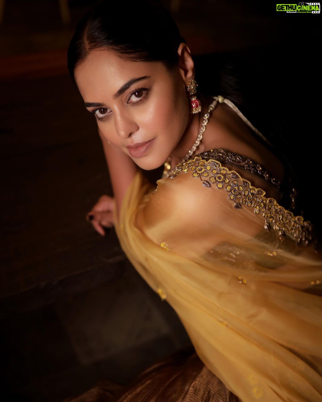 Bindu Madhavi Instagram - Ganpati Bappa Morya In @ojasme & @theamethyststore Makeup - @makeupbywanshazia Hair - @hair_by_aiswaryaraj 📸 - @deepak_durai_photography Styling - @stylebynavyaanddivya Location - @bask.bycoffee