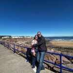 Bruna Abdullah Instagram - After having lunch at the castle Cairnbulg ( no biggie 😍)we went down to beach for a little walk. Some were swimming and “some” wore wool 😂 . Depois de almoçar no castelo Cairnbulg ( nada demais 😍) fomos até a praia para uma pequena caminhada. Algumas pessoas tomavam banho de mar, “outras” estavam de casaco de lã 😂