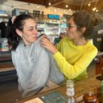 Bruna Abdullah Instagram - 👭🏻 @lu_abdalah ❤️ BrewDog DogTap