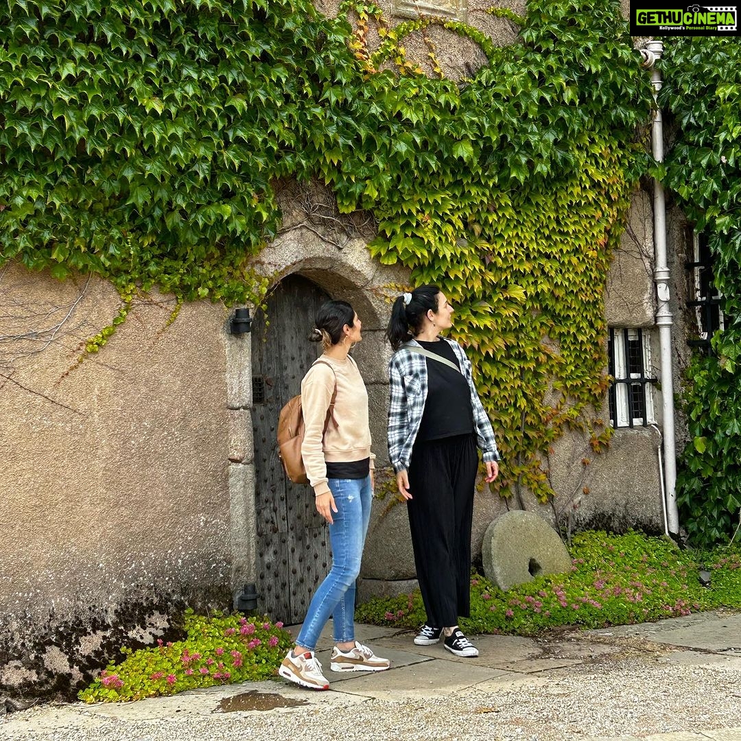 Bruna Abdullah Instagram - First week first Castle 🏰 @crathes_castle Crathes Castle, Garden & Estate NTS