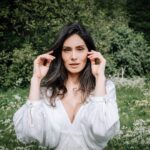 Bruna Abdullah Instagram - It’s impossible to pick just one! @altheadreamsofphotography ❤️ . . #photography #aberdeenphotographer #forestshoot #backyard #incrediblescotland