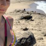 Bruna Abdullah Instagram - Nothing better than a walk on the beach to clear foggy thoughts ..