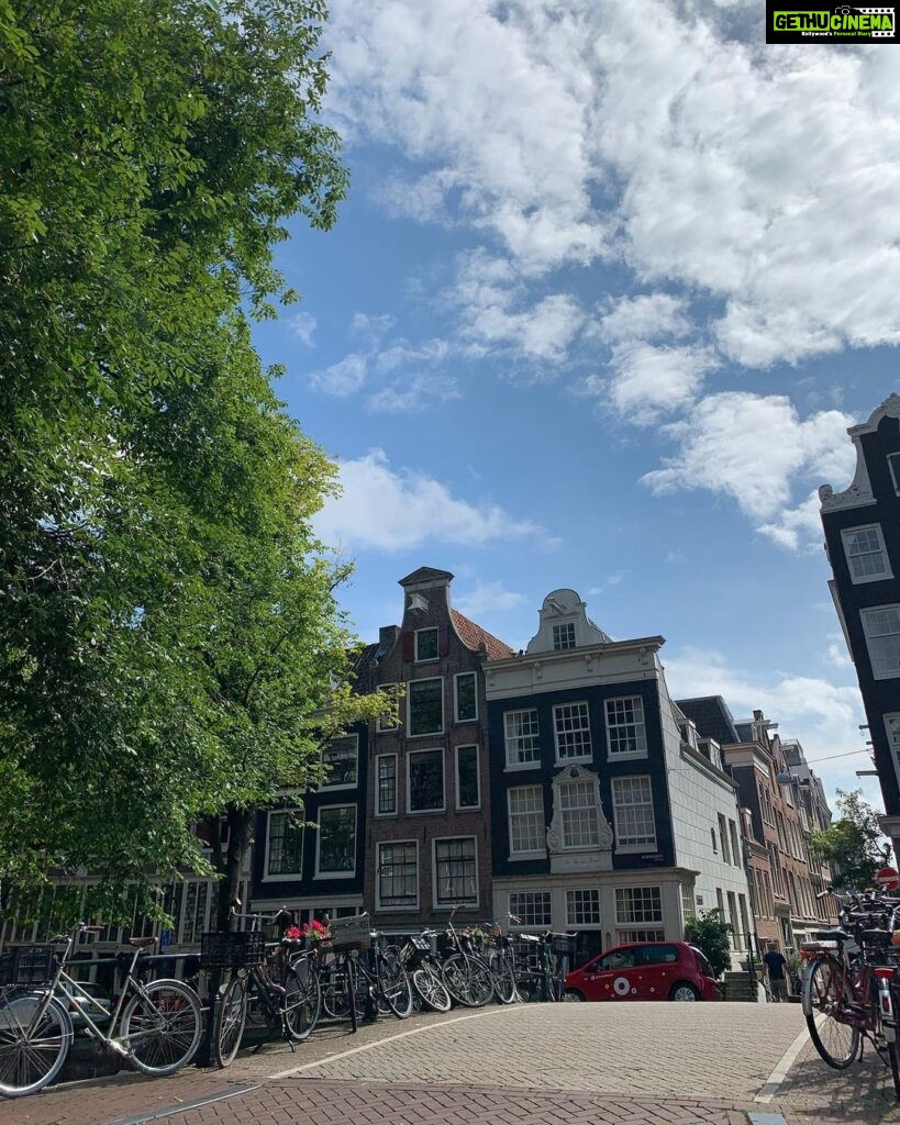 Bruna Abdullah Instagram - Amsterdan 🤘🏼 . . #melkweg #amsterdam #travel #jordanamsterdam Amsterdam, Netherlands
