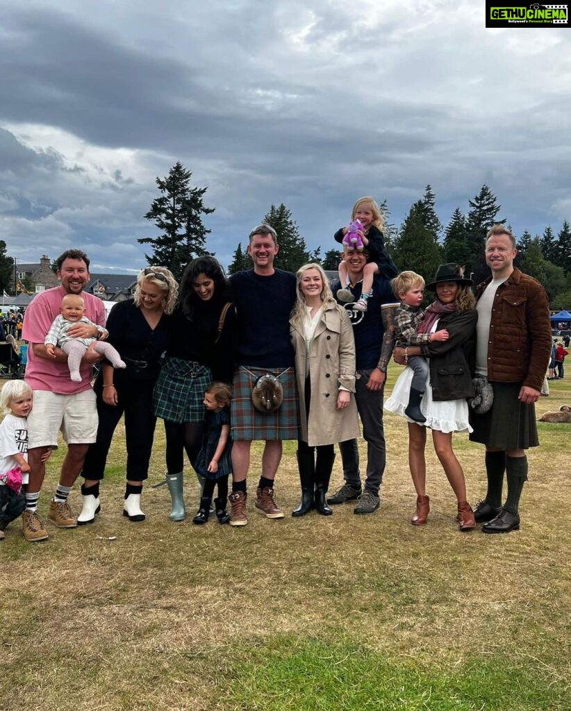 Bruna Abdullah Instagram - The Aboyne Games!!!! So lucky for having you all in my life! What a crew we are! 🤩 Featuring: @hannah_mcp91 @michellepreece85 @adamroberts83 Camron Jade Euan @pickling_everything