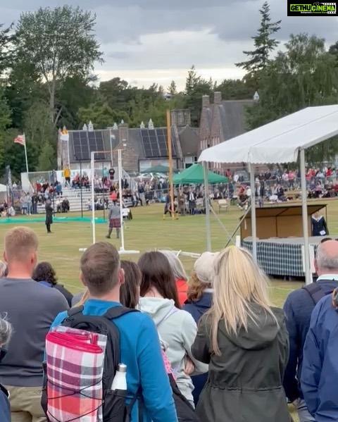 Bruna Abdullah Instagram - The Aboyne Games!!!! So lucky for having you all in my life! What a crew we are! 🤩 Featuring: @hannah_mcp91 @michellepreece85 @adamroberts83 Camron Jade Euan @pickling_everything