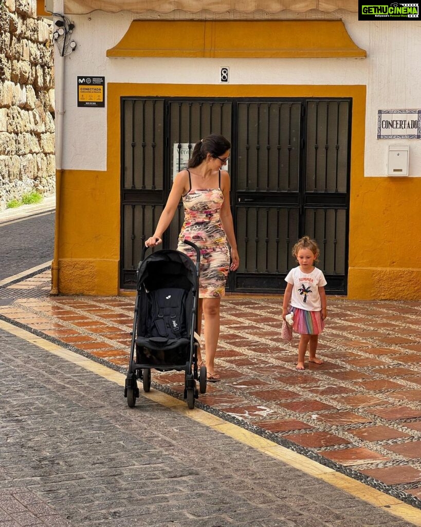 Bruna Abdullah Instagram - Marbella’s old town is full of charme!