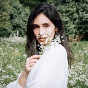 Bruna Abdullah Instagram - It’s impossible to pick just one! 
@altheadreamsofphotography ❤️
.
.

#photography #aberdeenphotographer #forestshoot #backyard #incrediblescotland