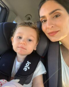 Bruna Abdullah Instagram - Good lighting is everything 🙌🏼☀️
#mommymodel lol