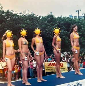 Bruna Abdullah Instagram - 2001, when all started ☺️
.
I was only 15 years old when I won my first contest. 
The prize: a 1 year exclusive contract with Ford Modeling Agency Brazil and a Portfolio, ( pictures professionally taken ) 😍
Feels like forever ago
