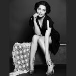 Celina Jaitly Instagram - Deeper truth, to most hidden meanings can always be found in a black & white !! #photographer : @vickkyidnaaniphotography #celinajaitly #celina #celinajaitley #blackandwhite #photographers_of_india #blackandwhitephotography #missindia #missuniverse #bollywood