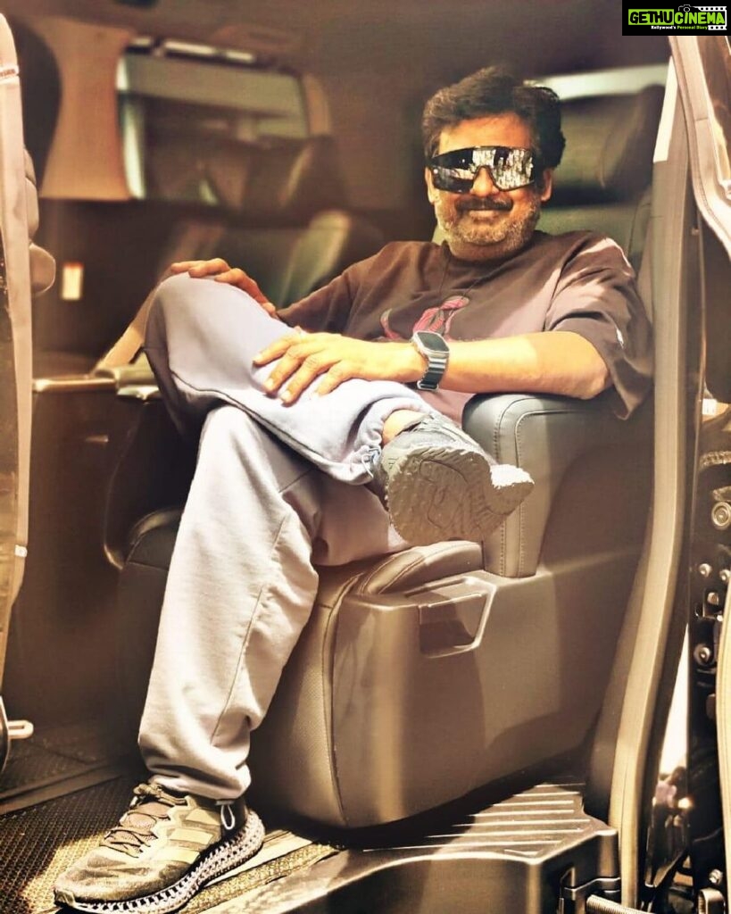 Charmy Kaur Instagram - Boss #PuriJagannadh from sets of #DoubleISMART shoot in Thailand 💥 IN CINEMAS MARCH 8th, 2024❤️‍🔥 Ustaad @ram_pothineni @duttsanjay @charmmekaur @vish_666 @puriconnects