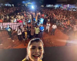 Chinmayi Instagram - This was the BEST!  A heavy downpour and a concert that started late but WHAT A CROWD!! 

@jipmerspandan you guys are bae ❤️❤️