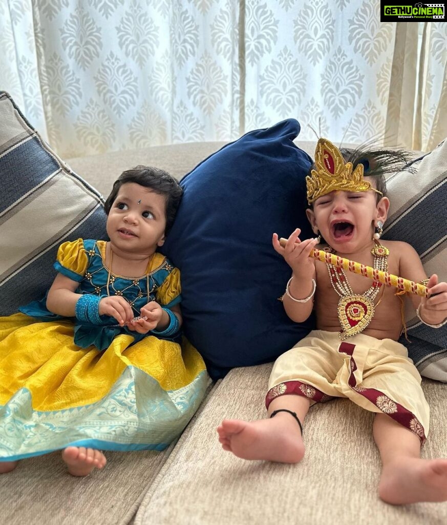 Chinmayi Instagram - Happy Krishna Janmasthami to everyone from our Subhadra and Krishna❤️👣👣