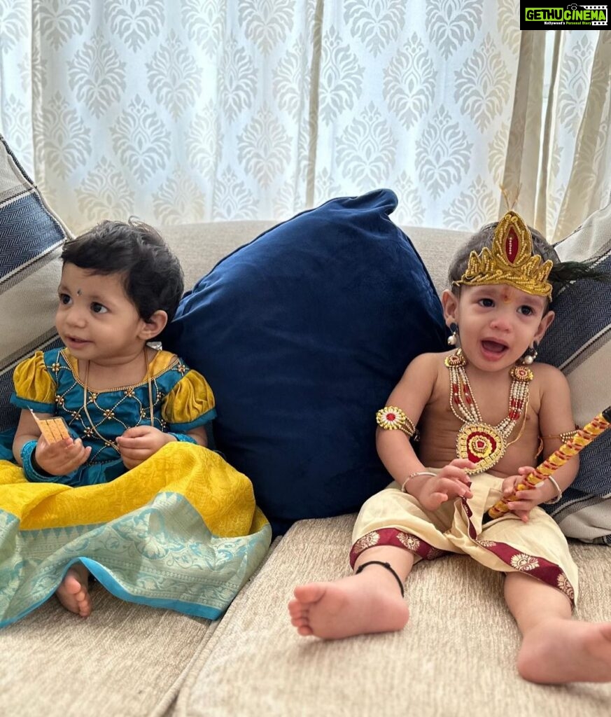 Chinmayi Instagram - Happy Krishna Janmasthami to everyone from our Subhadra and Krishna❤️👣👣