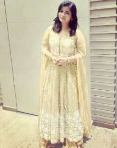 Chinmayi Instagram - All set for the #khushi Concert 

#khushionseptember1st 

Styled by @stylemuze 
Wearing @kaksh_by_kavita 
Hair @hanuman_3007_