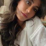 Chitrangada Singh Instagram - 🍟-yayy feelin’ 😌💛💫
