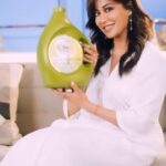 Chitrangada Singh Instagram – When healthy & light tastes so delicious with Oleev Active cooking oil, we say – take your first step – Choose Health ! Choose Oleev Active 💛

Now available at @amazondotin 

#Oleev #OleevActiveOil #oliveoil #healthy #healthylifestyle #choosehealth #ad
