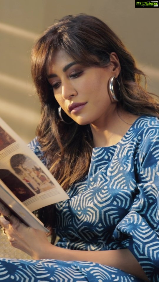 Chitrangada Singh Instagram - 'हर पल में पूरी' Nourishing herself from within, she is a self-contained universe. She is a force. Flowing, moving; confidently, and gracefully. trueBrowns' woman embodies the power in nothingness. She is from within, complete. 𝘚𝘢𝘢𝘥𝘨𝘪 | Summer'23 LIVE NOW www.trueBrowns.com Credits - Directed by: @ishanzaka Stylist: @who_wore_what_when HMU: @meghnabutanihairandmakeup #LiveNow #HarPalMeinPuri #Saadgi #Summer23 #trueYou #trueBrowns