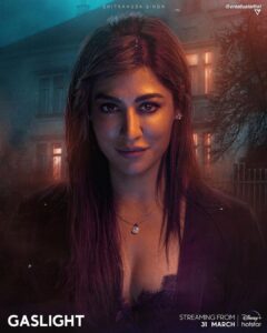 Chitrangada Singh Instagram - Thank you so muchh for all the love and appreciation for our film and Rukmini .. ❤️ Want to specially thank @rupesh_tillu our acting coach who helped me get under Rukmini’s skin ! Learnt so much from you 🤗💛 N thanksss @creatualartist for this beautiful poster ! ❤️ Posted @withregram • @creatualartist Gaslight! Fan art for the queen @chitrangda 👑 Design by @creatualartist . @saraalikhan95 @vikrantmassey @pavankirpalani #gaslight #chitrangdasingh #saraalikhan #fanart #hotstar