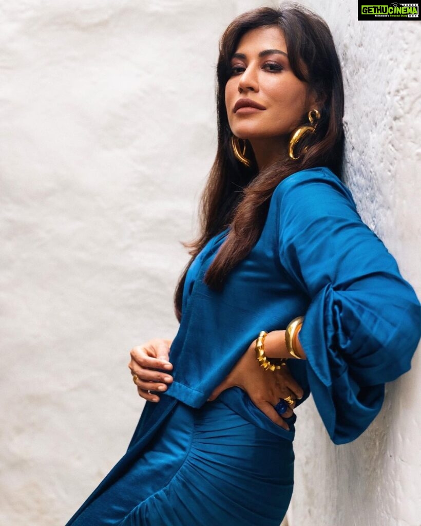 Chitrangada Singh Instagram - 🦋 Brunch-ing with @elleindia x @chandonindia Dress : @advait_in jewellery by @misho_designs Styled by: @komal_shetty_ MHU : @meghnabutanihairandmakeup 📸 @hexareelstudios
