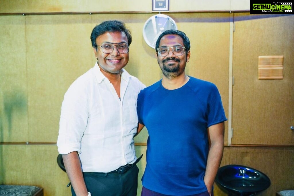 D. Imman Instagram - Recorded the talented Music Composer/Singer Sean Roldan for yet another melodious track post “Yembuttu Irukkuthu aasai”, “Onnavitta Yaarum Yenakkilla” and “Thangamey” - Produced by Gopuram Films,Anbuchezhiyan! Directed by N.Anand! Starring Brother Santhanam in the lead! Lyric by Muthamil! A #DImmanMusical Praise God! @rseanroldan @muthamilrms @santa_santhanam @gopuram_cinemas