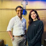 D. Imman Instagram – Glad to record a melodious number with Singer Jonita Gandhi for Brother Santhanam starrer untitled flick. Lyric by Muthamil.Produced by Anbu Chezhiyan,Gopuram Films and Directed by N.Anand!
Praise God!
@jonitamusic @muthamilrms