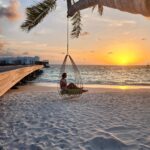 Daisy Shah Instagram – Serenity in every shade 😍
.
.
.
@travelwithjourneylabel 
@jumeirahmaldives 
@jumeirahgroup 
.
.
.
#jumeirahmaldives #jumeirahhotels #timeexceptionallywellspent #journeylabel #travelwithjourneylabel #youarespecial #thinkholidaythinkjourneylabel #luxuryholiday #maldives Jumeirah Maldives