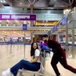 Daisy Shah Instagram – Always wanted to do this hook step!✨
W/ @shahdaisy 💛

📸 @xitijjjj 

🤍 @riteishd @geneliad 
#vedlavlay #ved #marathi #reelsinstagram #instagram #reelsindia #maharashtra #shivthakare