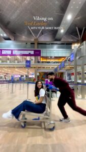 Daisy Shah Instagram - Always wanted to do this hook step!✨ W/ @shahdaisy 💛 📸 @xitijjjj 🤍 @riteishd @geneliad #vedlavlay #ved #marathi #reelsinstagram #instagram #reelsindia #maharashtra #shivthakare