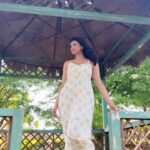 Daisy Shah Instagram - Expectation Vs Reality . . . #reelitfeelit