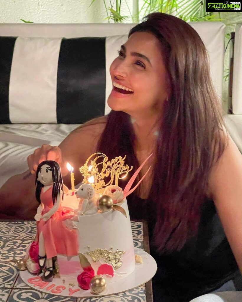 Daisy Shah Instagram - Thank you for all the birthday wishes! Even though I couldn't reply to everyone, please know that I cherished every single message. Feeling truly blessed to have such wonderful people in my life. Thank you again for showering me with so much love ❤️ . . . #gratitude #birthdaygirl