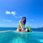 Daisy Shah Instagram - Purely vibing 💚💙 . . . @travelwithjourneylabel @jumeirahmaldives @jumeirahgroup . . . #jumeirahmaldives #jumeirahhotels #timeexceptionallywellspent #journeylabel #travelwithjourneylabel #youarespecial #thinkholidaythinkjourneylabel #luxuryholiday #maldives Jumeirah Maldives