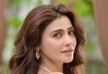 Daisy Shah Instagram - A lil lost, a lot found 🤍 . . . Styled by: @purvabansal5 📸: @deepak_das_photography MUH: @makeoverbysejalthakkar 👗: @howwhenwearclothing @vblitzcommunications 💎: @ethnicandaz 📍: @radissonblumumbaiairport Team: @greenlight__media . . . #daisyshah