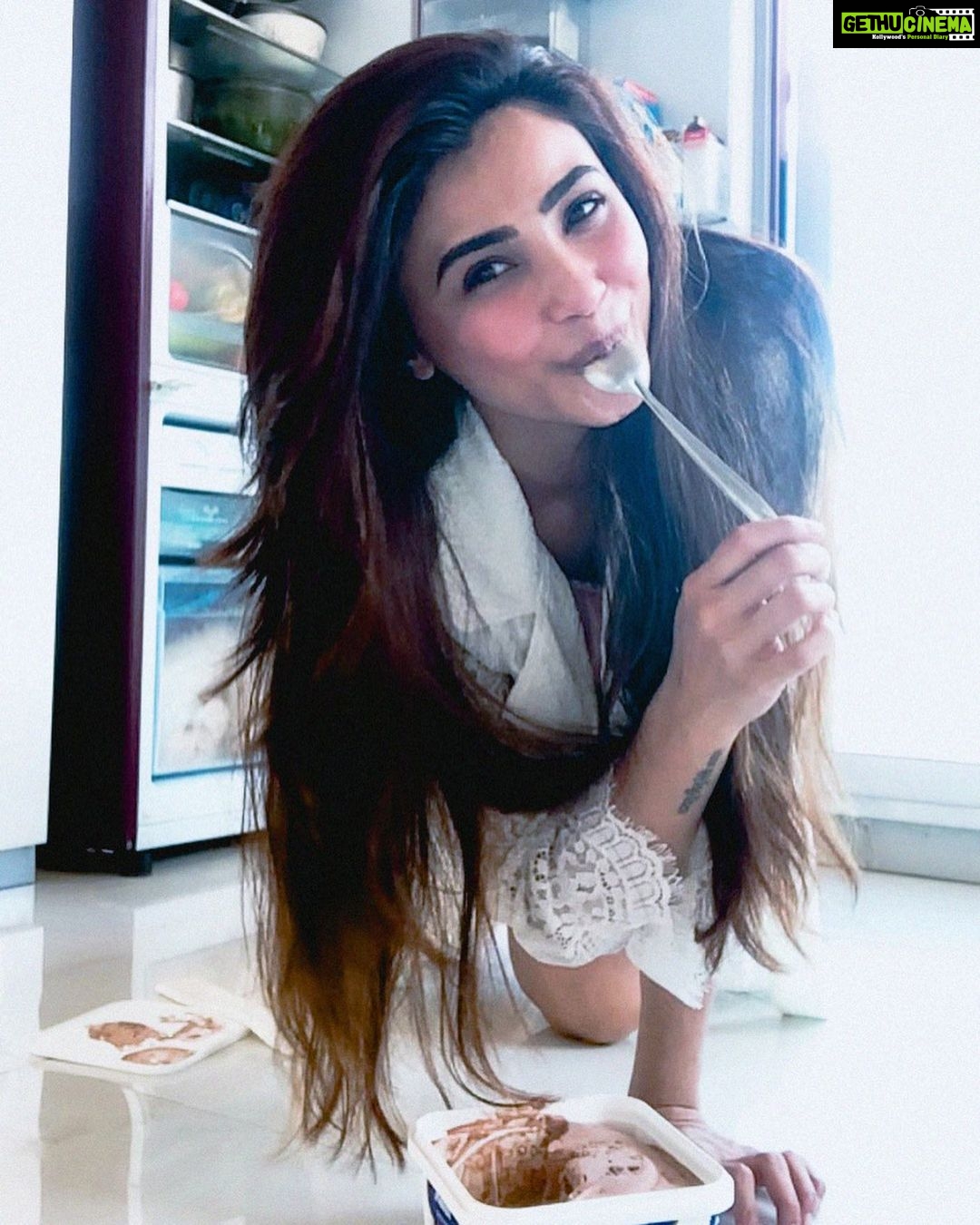 Daisy Shah Instagram - May be I was Sunday-ing with some left overs in my fridge 😉 . . . #slurp #itsathrowback #iscreamforicecream