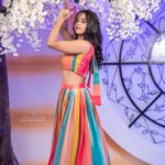 Deepthi Sunaina Instagram - ❤️ #deepthisunaina . . . . . 👗: @navya.marouthu 📸: @landscapephotography19 Hair: @skinoccassionssalon Location: @nstudios_prewedding