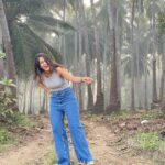 Deepthi Sunaina Instagram - ఎవరేమి అనుకున్న నువ్వుండే రాజ్యాన రాజు నువ్వే, బంటు నువ్వే, మంత్రి నువ్వే, సైన్యం నువ్వే🫂❤️ #deepthisunaina . . . . . PC: @sujith_raju_9666 DindiResort