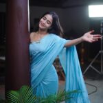 Deepthi Sunaina Instagram - Prathi navvu puvvula vaname 🫂❤️ #emone #deepthisunaina . . . . Designer: @tasyacouture @mittu_reddy