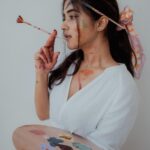 Deepthi Sunaina Instagram - Creativity takes courage. 🫂 #deepthisunaina . . . . . 📸: @rohitnagsai Concept and styling:@srikrupa.saggam #deepthisunaina