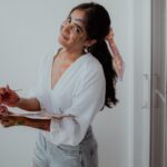 Deepthi Sunaina Instagram - Creativity takes courage. 🫂 #deepthisunaina . . . . . 📸: @rohitnagsai Concept and styling:@srikrupa.saggam #deepthisunaina