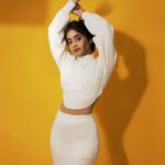 Deepthi Sunaina Instagram – Every wait has a worth. 🫂
#deepthisunaina
.
.
.
.
.
📸: @saikrishna.gunti 
MUA: @panduchalapati 
Hair: @vicky_hairstylist_official