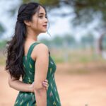 Deepthi Sunaina Instagram - 🍀 #deepthisunaina . . . . . 👗: @navya.marouthu 📸: @landscapephotography19 Location: @nstudios_prewedding