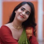 Deepthi Sunaina Instagram – 💚♥️
#deepthisunaina 
.
.
.
.
.
Outfit: @kulkarni_sisters 
🎥 : @thehashtag_photography 
Location: @mrandmrsstudiohyd
MUA: @panduchalapati 
#deepthisunaina