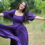 Deepthi Sunaina Instagram - The only true wisdom is to know that you know NOTHING. 🫂❤️👀 #deepthisunaina . . . . Outfit: @navya.marouthu 📸: @jus_sonu