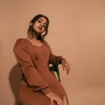 Deepthi Sunaina Instagram - She isn't the easiest girl to love.🫂 #deepthisunaina . . . . . 📸: @saikrishna.gunti MUA: @panduchalapati Hair: @vicky_hairstylist_official